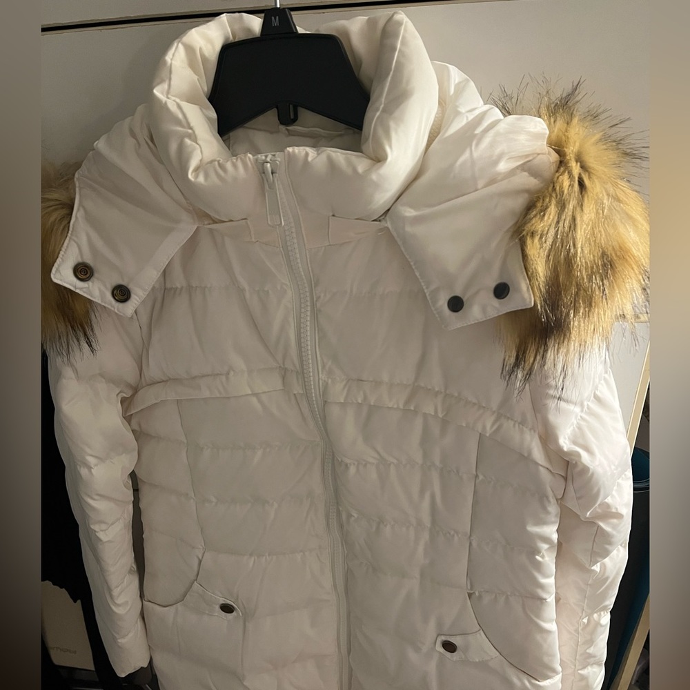 OBOSOYO, Puffy 3/4 length jacket with hood. Size medium.